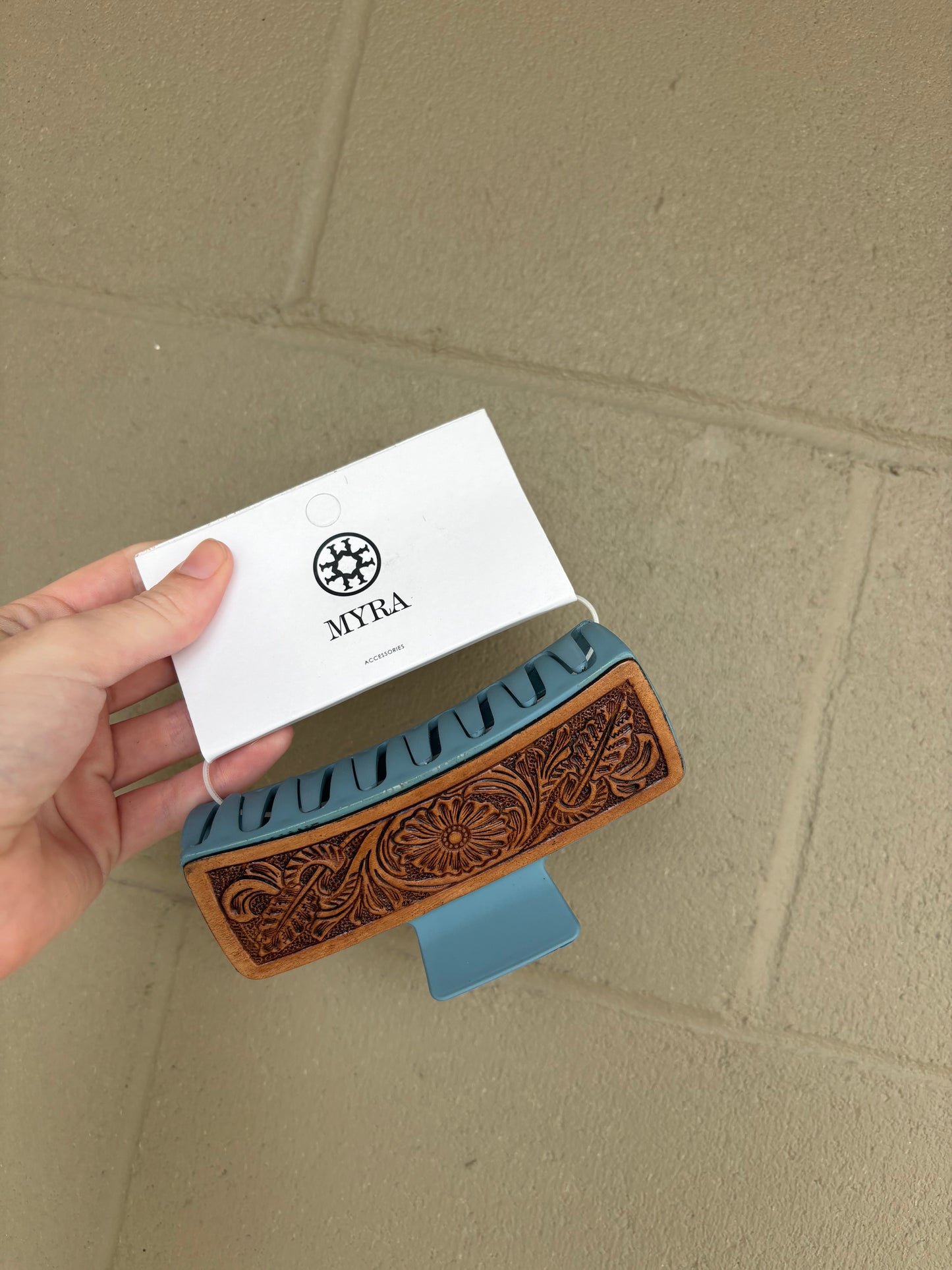 Everline Handtooled Hairclip in Sky Blue