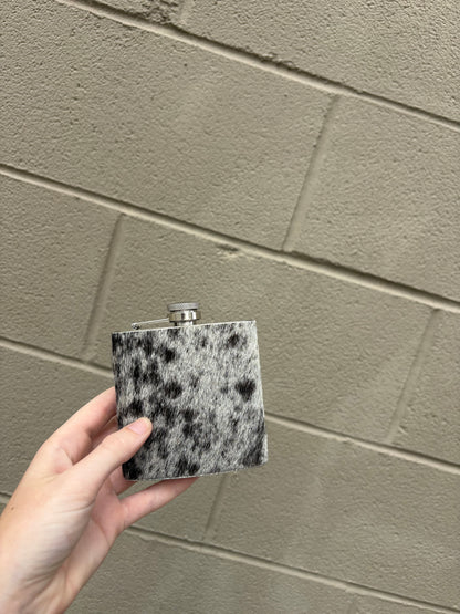 Mountain Trail Flask in Dark Hair-on Hide