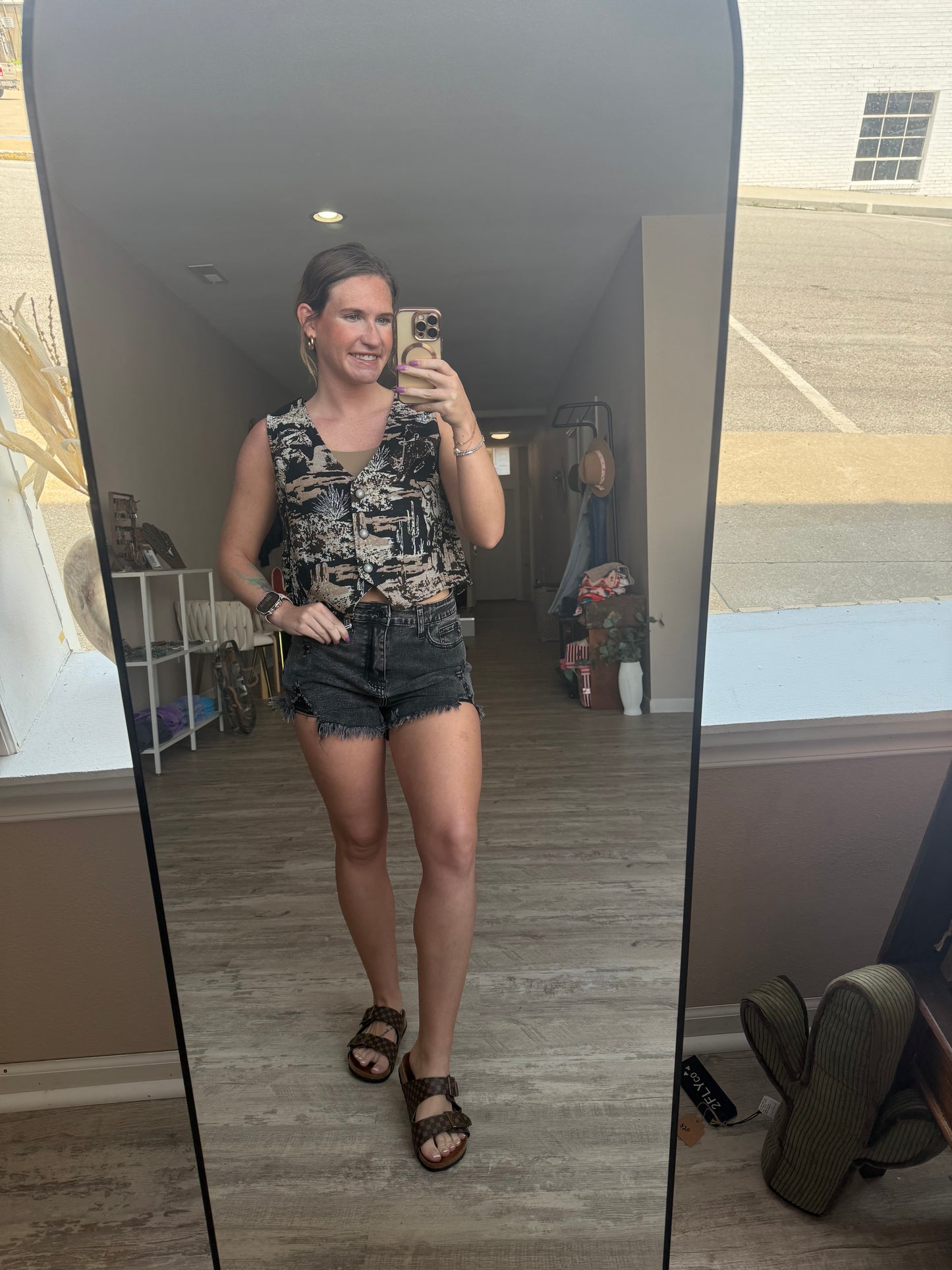 BURNIN' DAYLIGHT vest